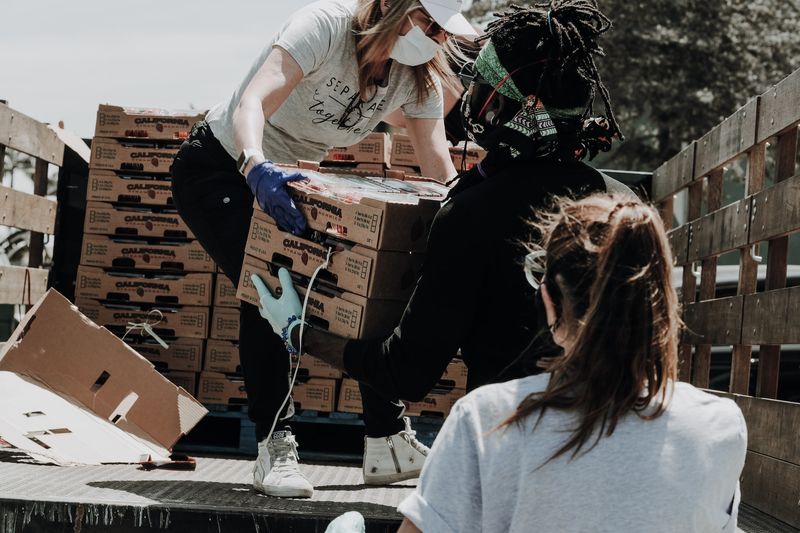 Ambassador volunteering to support families